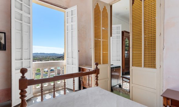 Resale - Country House -
Orihuela