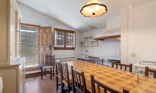 Resale - Country House -
Orihuela