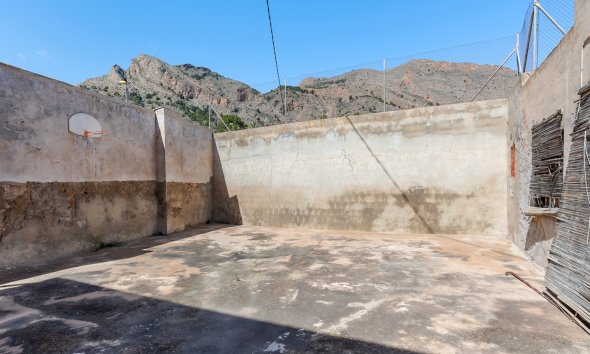 Resale - Country House -
Orihuela