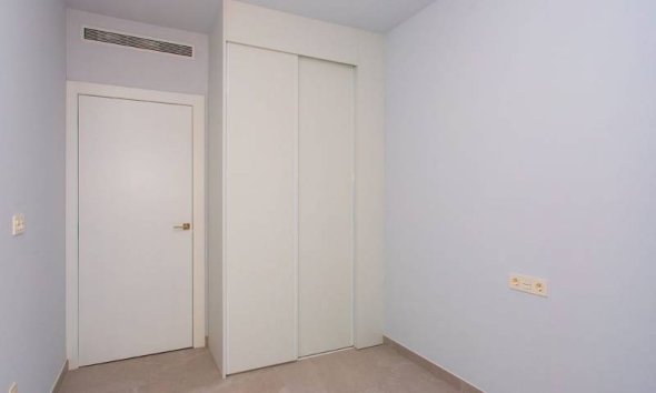 Resale - apartment -
Torrevieja