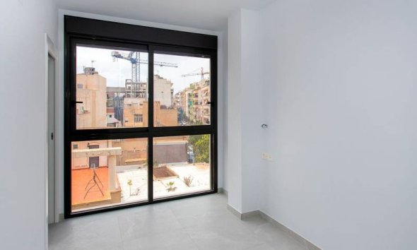 Resale - apartment -
Torrevieja