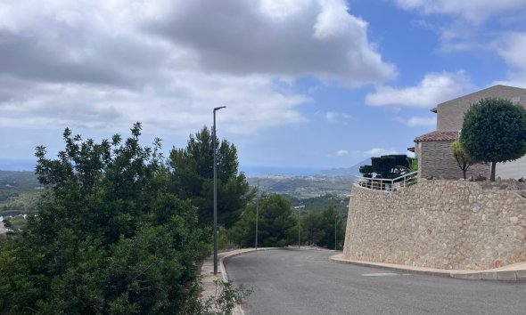 Reventa - Land -
Altea - Sierra de Altea
