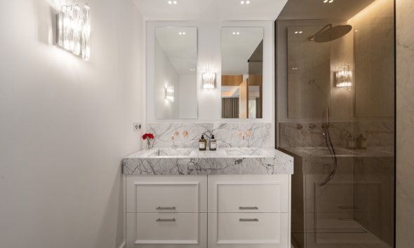 Reventa - apartment -
Marbella - Golden Mile