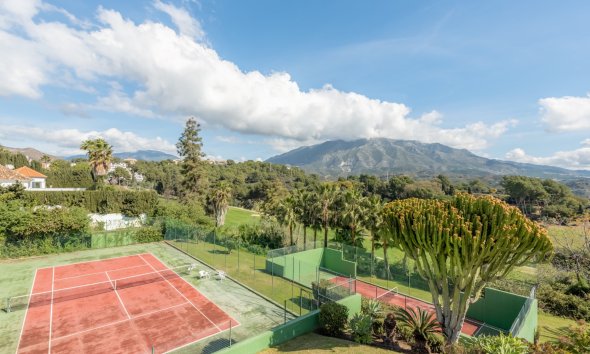 Reventa - Adosado -
Marbella - Nueva Andalucía