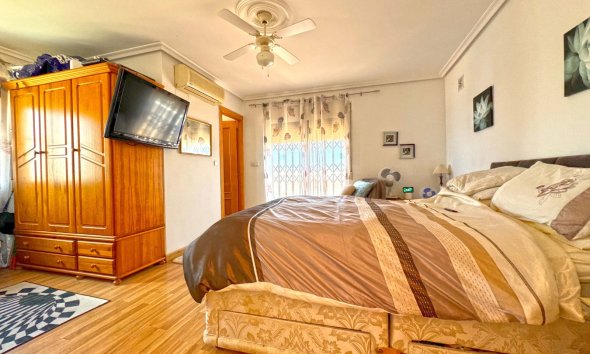 Gensalg - Villa -
Torrevieja - Los Balcones