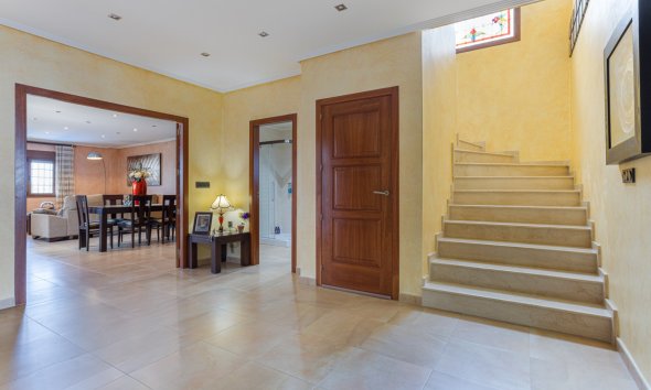 Gensalg - Villa -
Los Montesinos - La Herrada