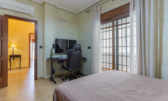 Gensalg - Villa -
Los Montesinos - La Herrada