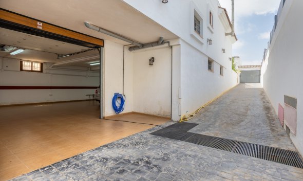 Gensalg - Villa -
Los Montesinos - La Herrada