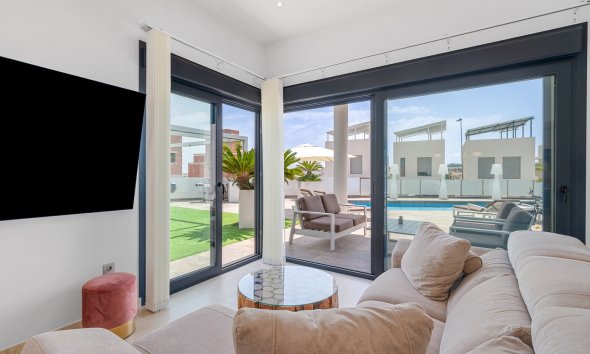 Gensalg - Villa -
Orihuela Costa - Villamartín