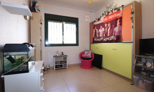 Reventa - Villa -
Ciudad Quesada - La Fiesta