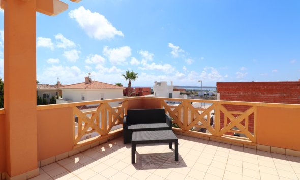 Reventa - Villa -
Ciudad Quesada - La Fiesta