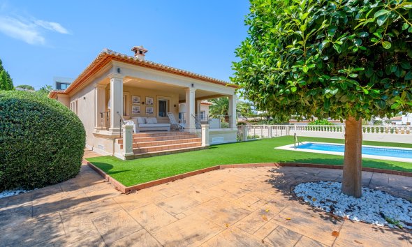 Reventa - Villa -
Benissa