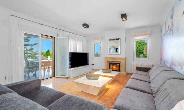 Reventa - Villa -
Benissa