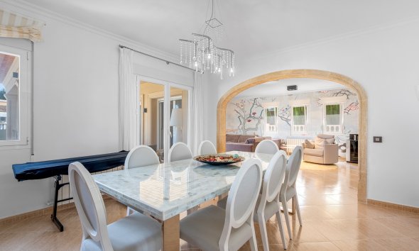 Reventa - Villa -
Benissa