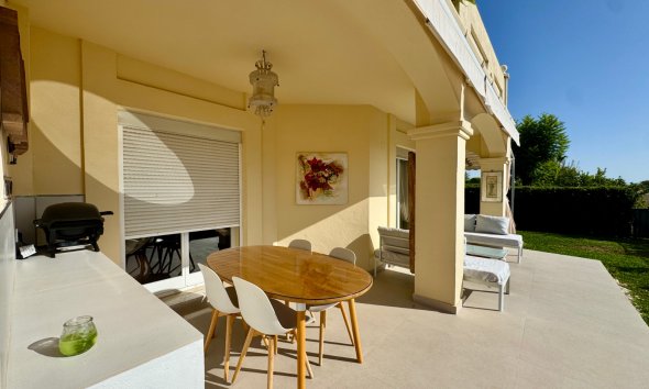 Reventa - apartment -
Benahavis - La Quinta