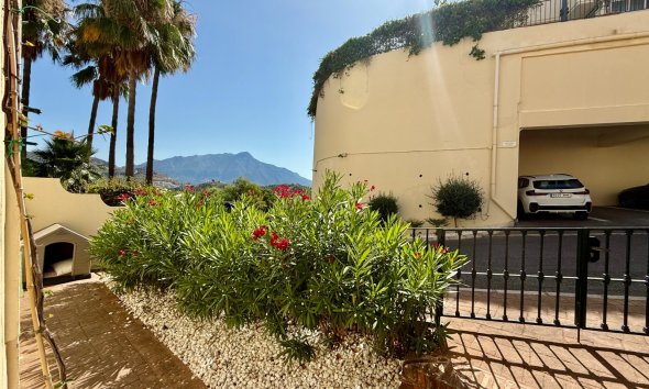 Reventa - apartment -
Benahavis - La Quinta