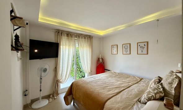 Reventa - apartment -
Benahavis - La Quinta
