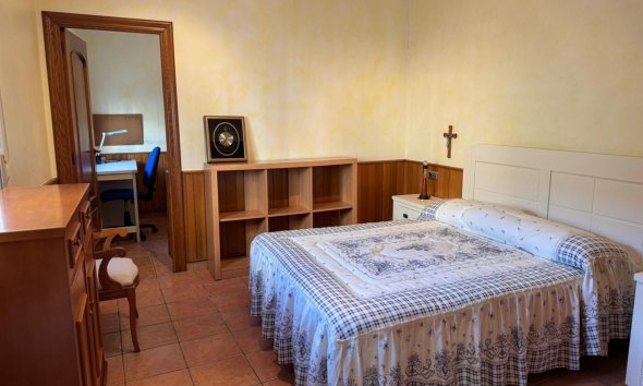 Resale - Townhouse -
Los Montesinos