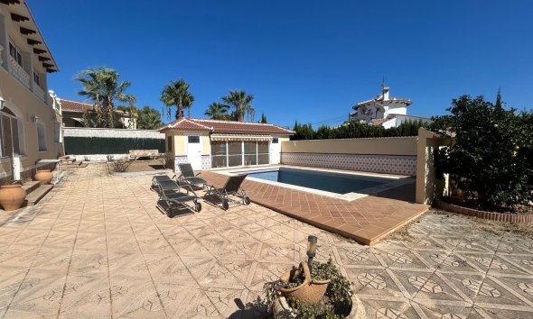 Reventa - Villa -
Ciudad Quesada - town