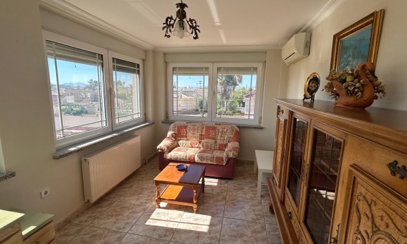 Reventa - Villa -
Ciudad Quesada - town