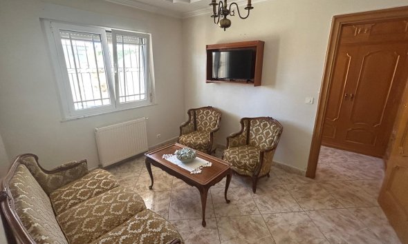 Reventa - Villa -
Ciudad Quesada - town