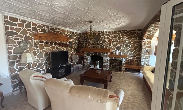 Reventa - Villa -
Ciudad Quesada - town