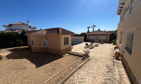 Reventa - Villa -
Ciudad Quesada - town