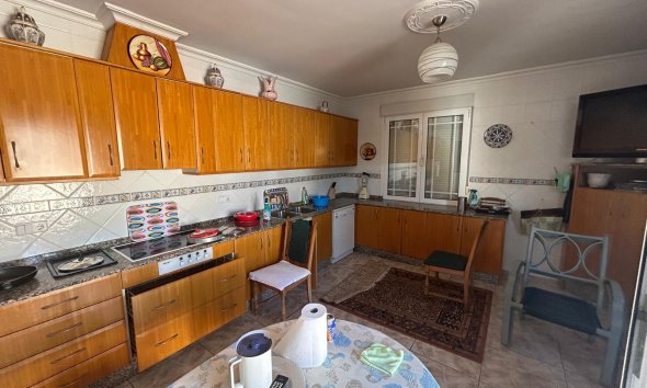 Reventa - Villa -
Ciudad Quesada - town