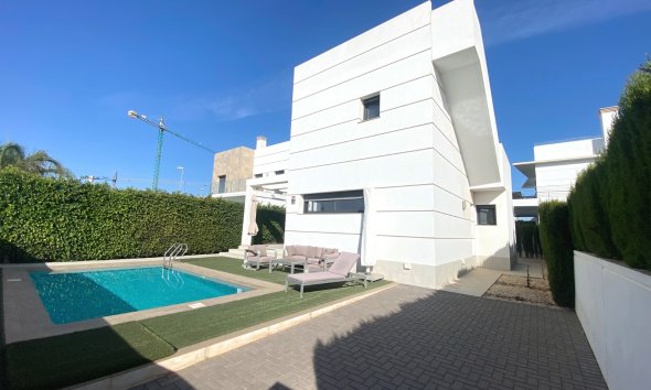 Gensalg - Villa -
Ciudad Quesada - Doña Pepa