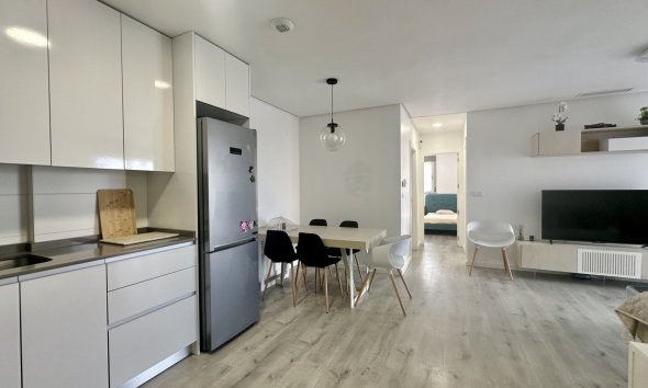 Reventa - apartment -
Orihuela Costa - Villamartín