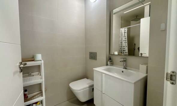 Reventa - apartment -
Orihuela Costa - Villamartín