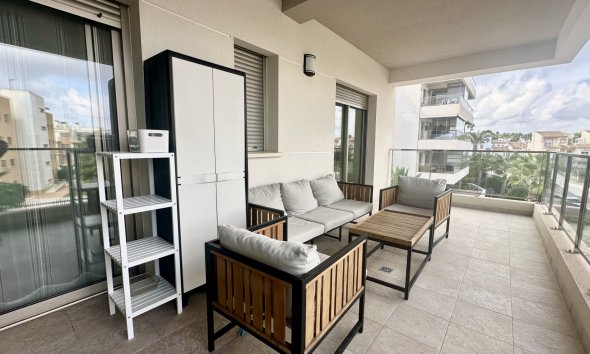 Reventa - apartment -
Orihuela Costa - Villamartín