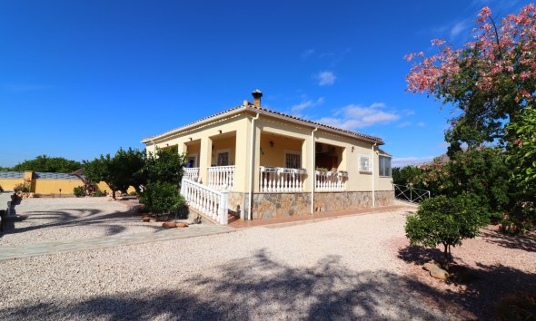 Gensalg - Country House -
Orihuela - La Campaneta
