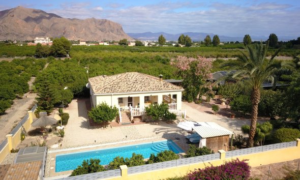 Gensalg - Country House -
Orihuela - La Campaneta