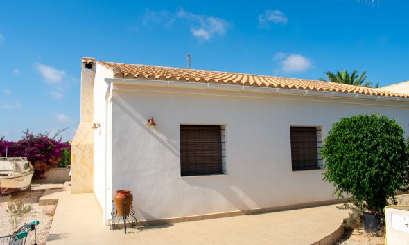 Gensalg - Villa -
Guardamar del Segura - El Raso