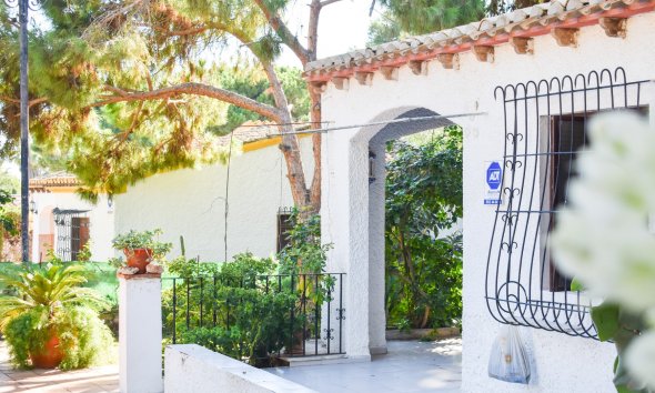 Gensalg - Villa -
Orihuela Costa - Punta Prima