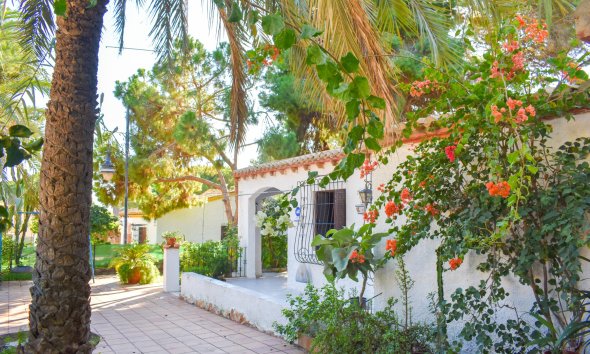 Gensalg - Villa -
Orihuela Costa - Punta Prima