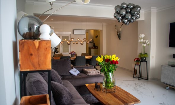 Reventa - apartment -
Torrevieja