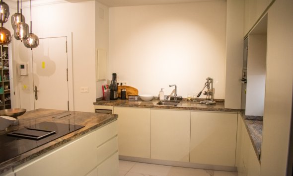 Reventa - apartment -
Torrevieja
