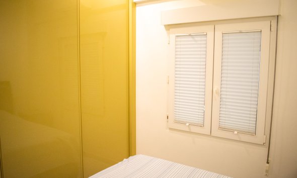 Reventa - apartment -
Torrevieja