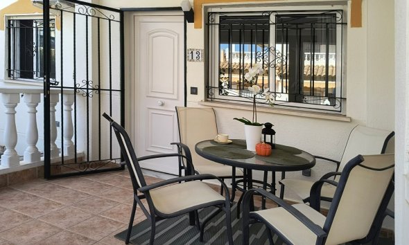 Gensalg - Rækkehus -
Orihuela Costa - Punta Prima
