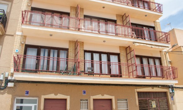 Resale - Others -
Los Alcazares