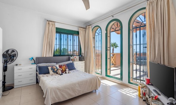 Resale - Villa -
Ciudad Quesada