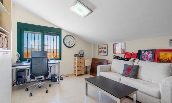 Resale - Villa -
Ciudad Quesada