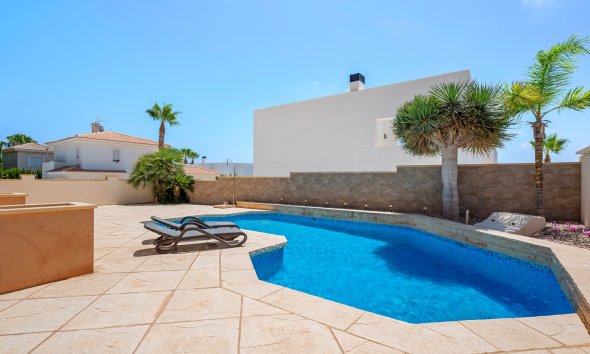 Resale - Villa -
Ciudad Quesada