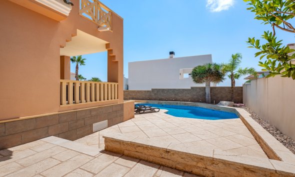 Resale - Villa -
Ciudad Quesada