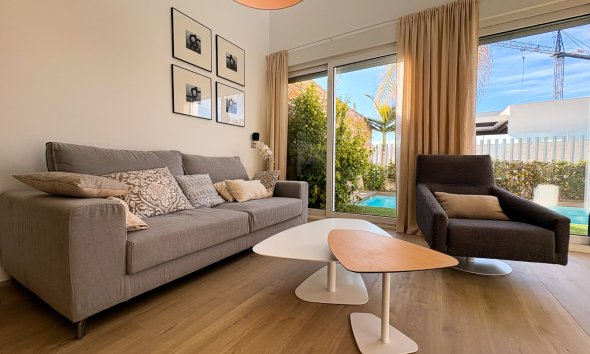 Resale - Villa -
Ciudad Quesada
