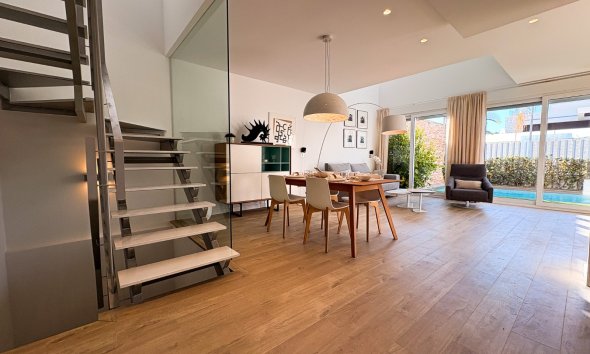 Resale - Villa -
Ciudad Quesada