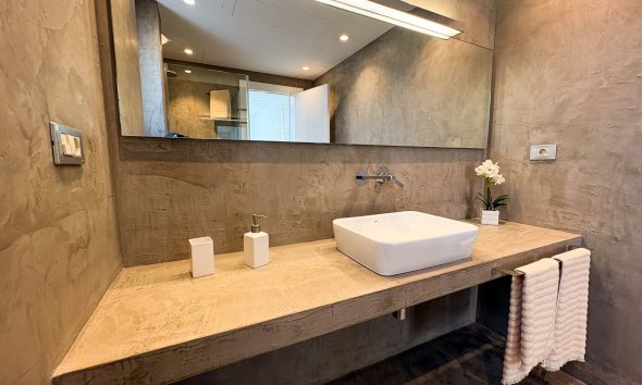 Resale - Villa -
Ciudad Quesada