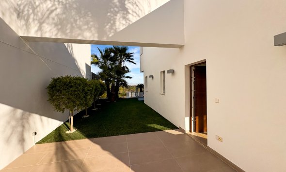 Resale - Villa -
Ciudad Quesada